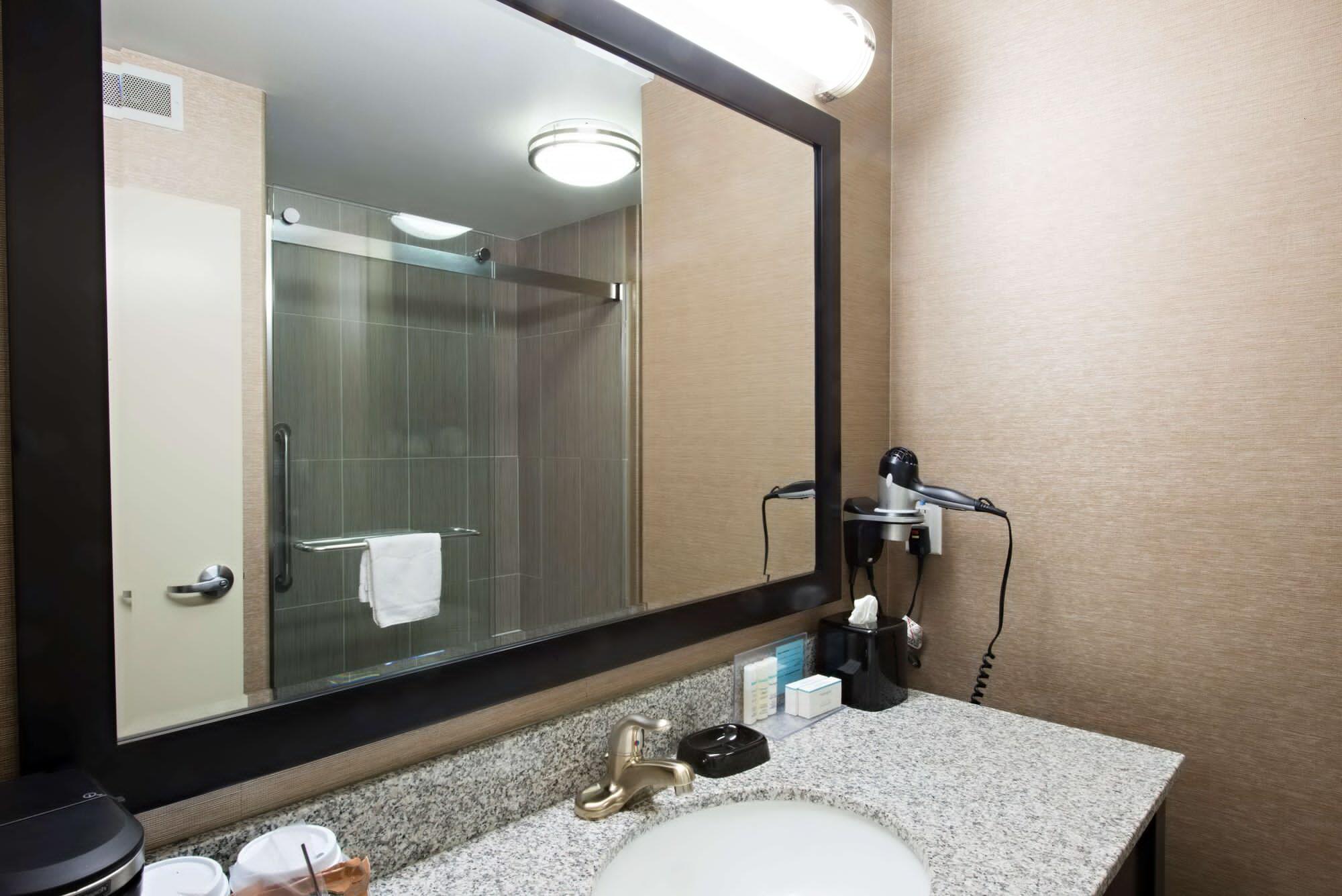 Hampton Inn Saskatoon South Extérieur photo