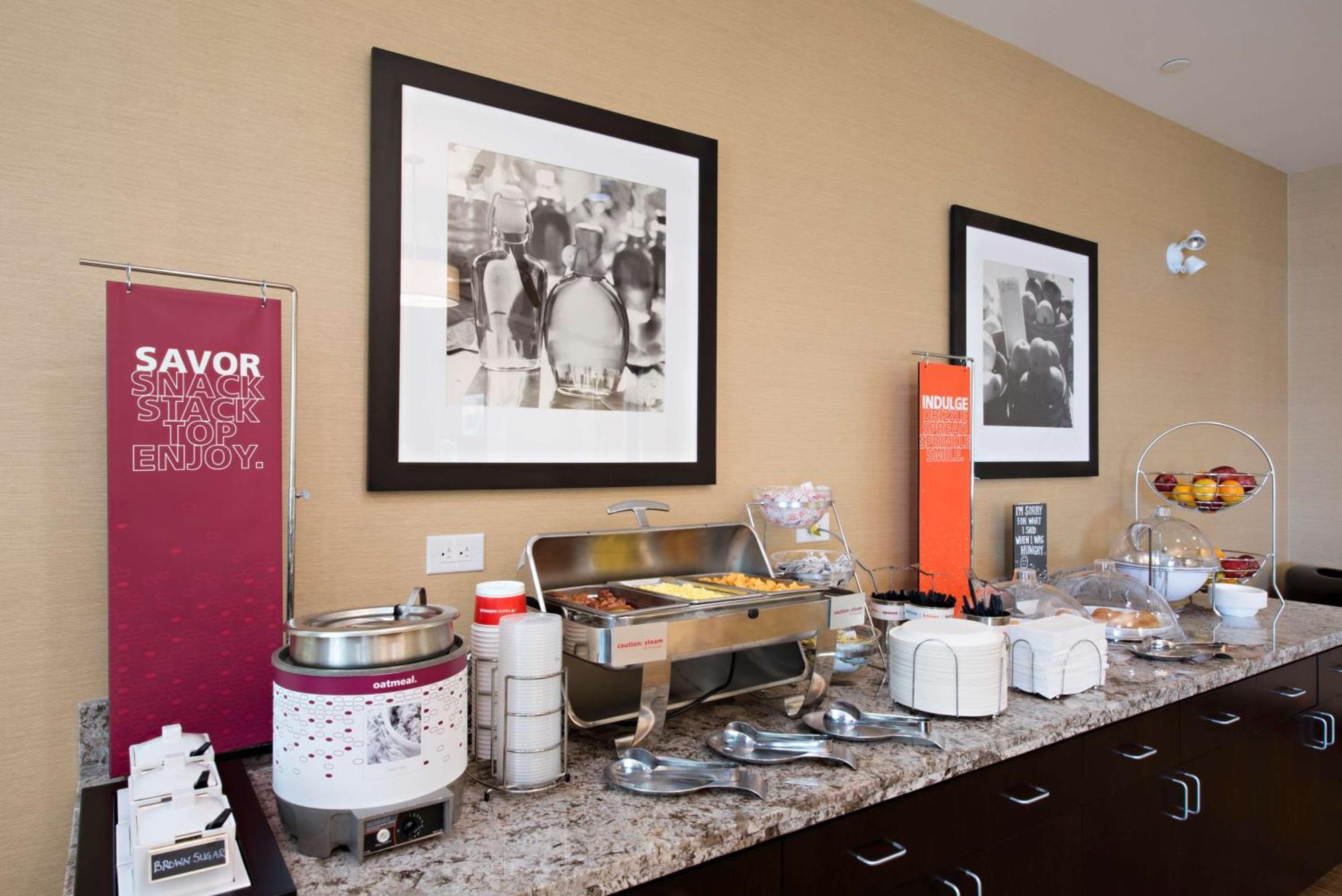 Hampton Inn Saskatoon South Extérieur photo